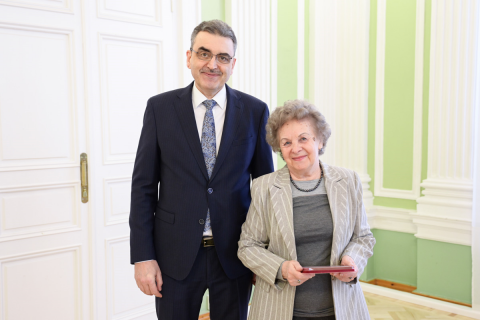 Поздравляем доцента кафедры ПИ ИПМКН Шапиро Людмилу Дмитриевну!