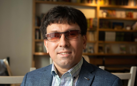 Вышла в Свет новая книга Михаила Пожидаева «Миражи интеллекта»